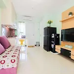 Cozy 2Br Bassura City Apartment By Travelio
