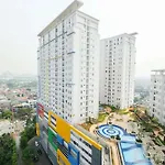 Cozy 2Br Bassura City Apartment By Travelio