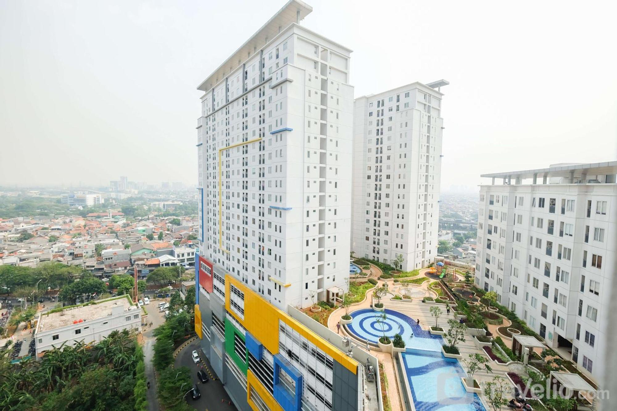 Cozy 2br Bassura By Travelio Jakarta
